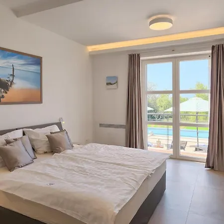 Nikolina * 포레치