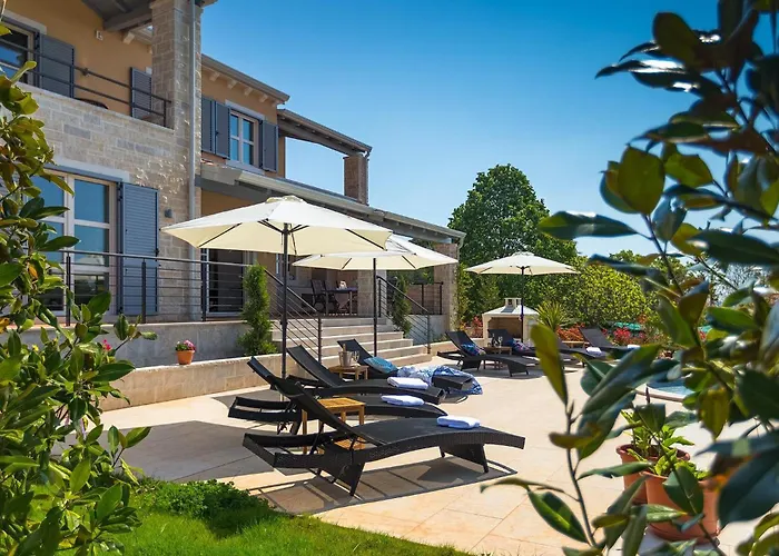 Ferienhaus Nikolina *