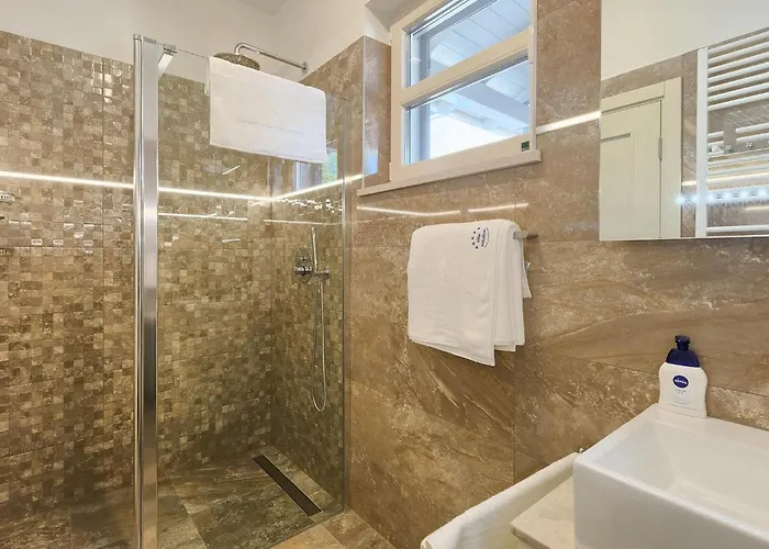 Ferienhaus Nikolina *